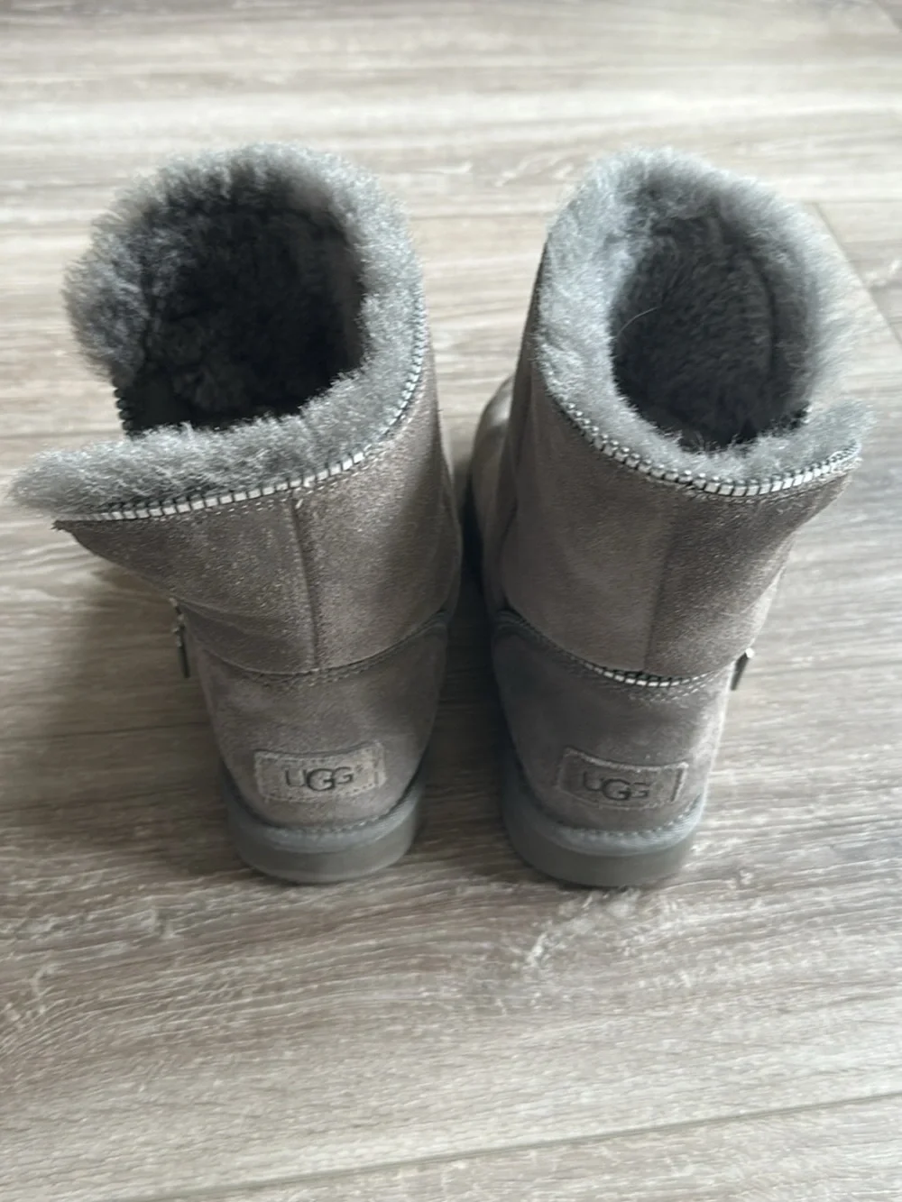 UGG Women's Short Zip Suede Boots in Charcoal Gray